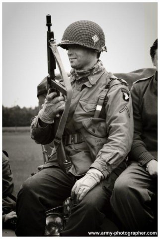 mg 382